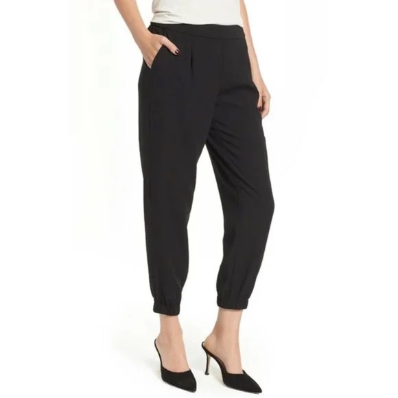 Trouve Nordstrom Women’s Size 4 Small Solid Black Crepe Cropped Jogger Pants - Picture 8 of 8